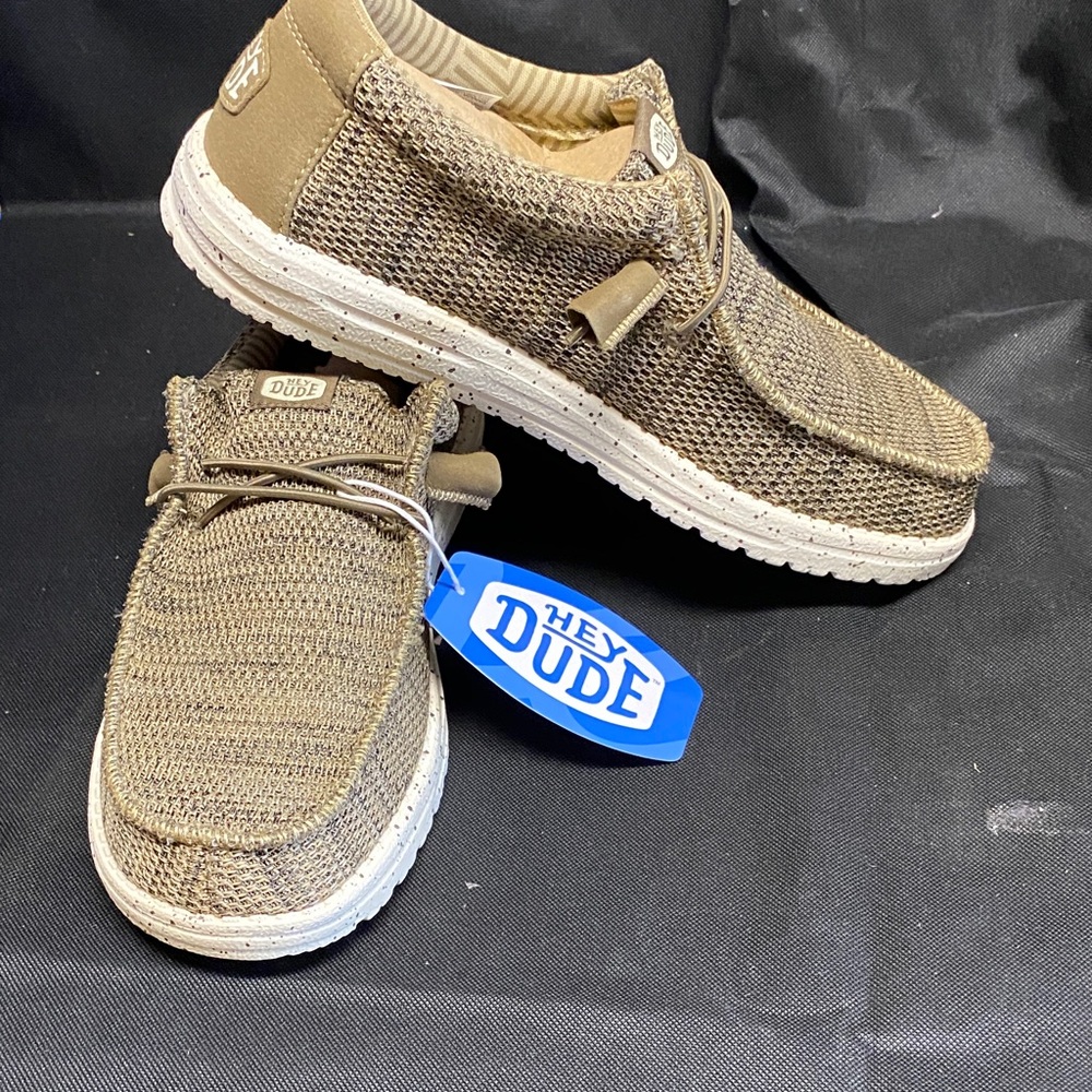 Hey Dude Men's Tan Knit Loafers